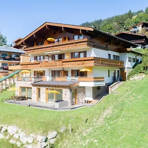 appartement-schone-aussicht.saalbachhinterglemmhotels.com/