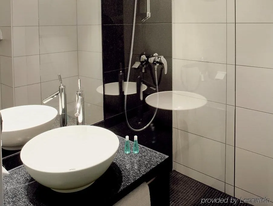 Motel One Hamburg Am Michel