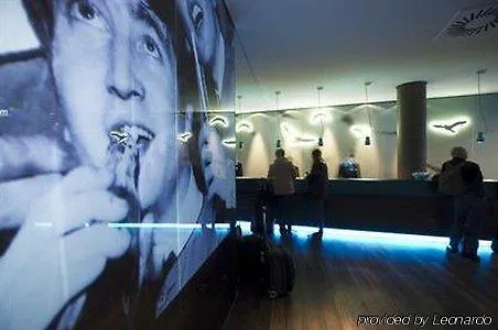 Hotel Motel One Hamburg Am Michel